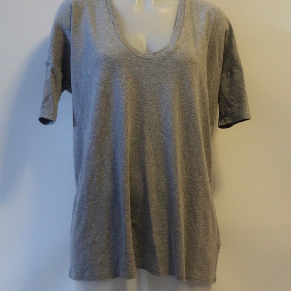 SCOOP NYC GREY SHORT SLEEVE T-SHIRT TOP S * - Picture 2 of 7